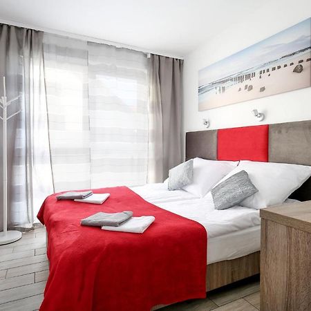 Apartament Red Mielno Appartement Mielno  Buitenkant foto
