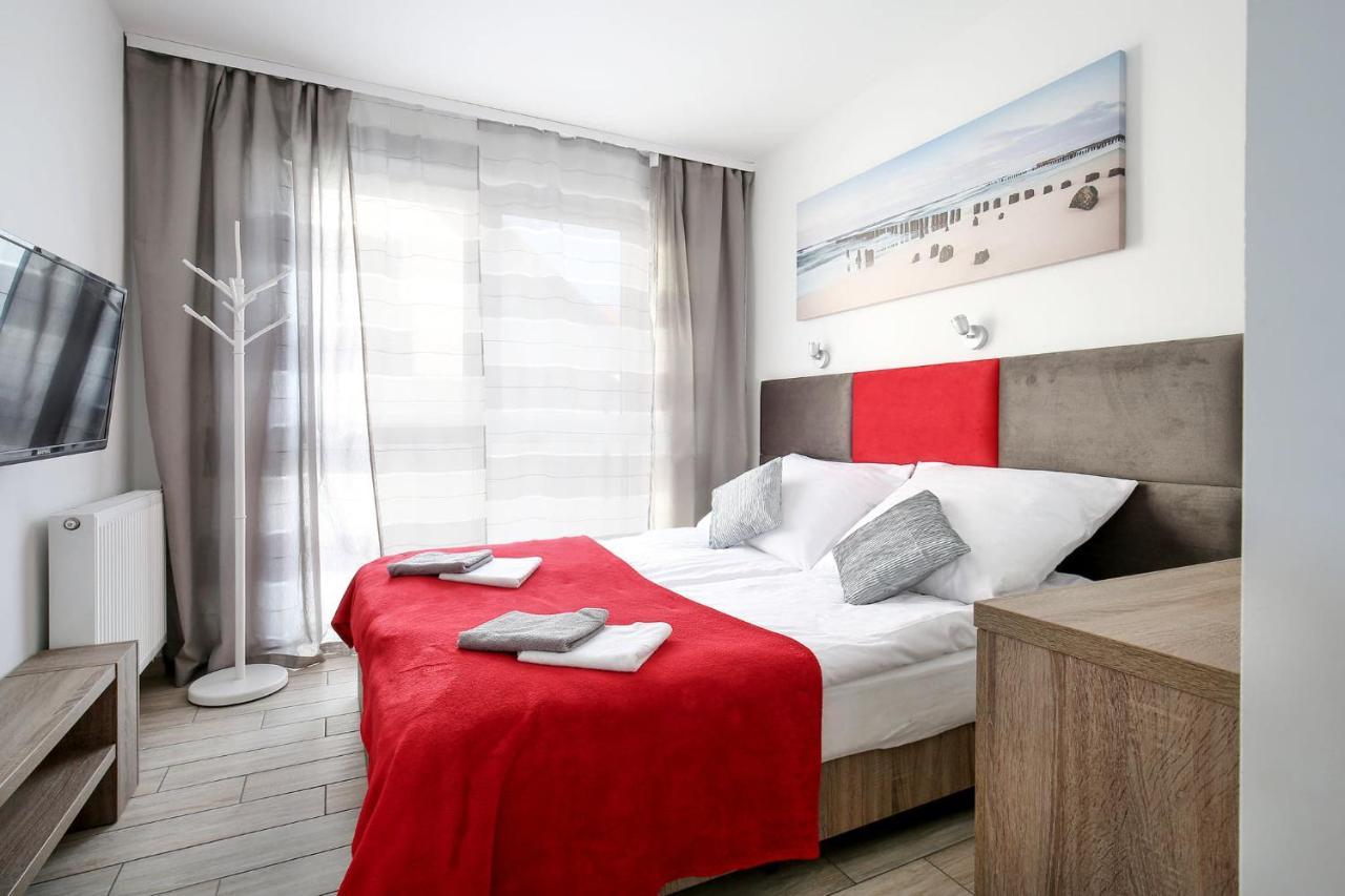 Apartament Red Mielno Appartement Mielno  Buitenkant foto