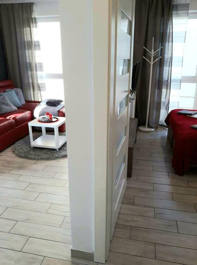 Apartament Red Mielno Appartement Mielno  Buitenkant foto
